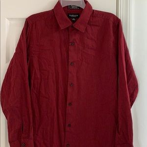 Men’s Van Heusen Dress Shirt
